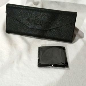 sunglass Case Prive Revaux Eyewear & cloth black euc